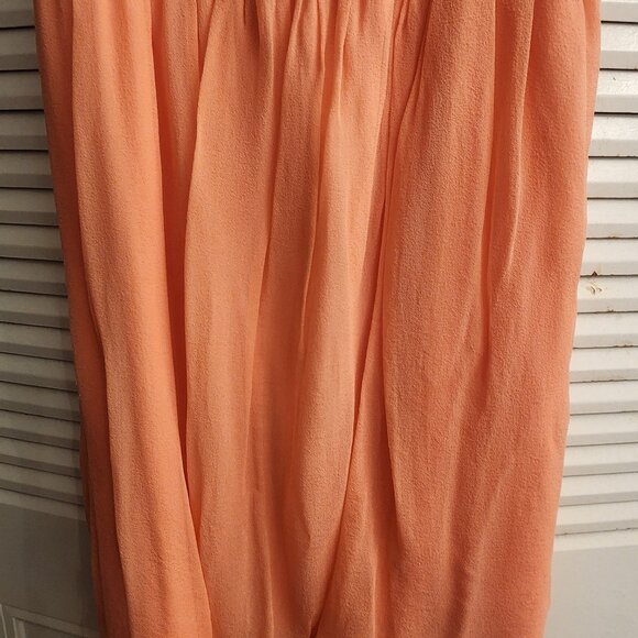 Alice + Olivia Coral Pink %100 Silk dress - Picture 3 of 5